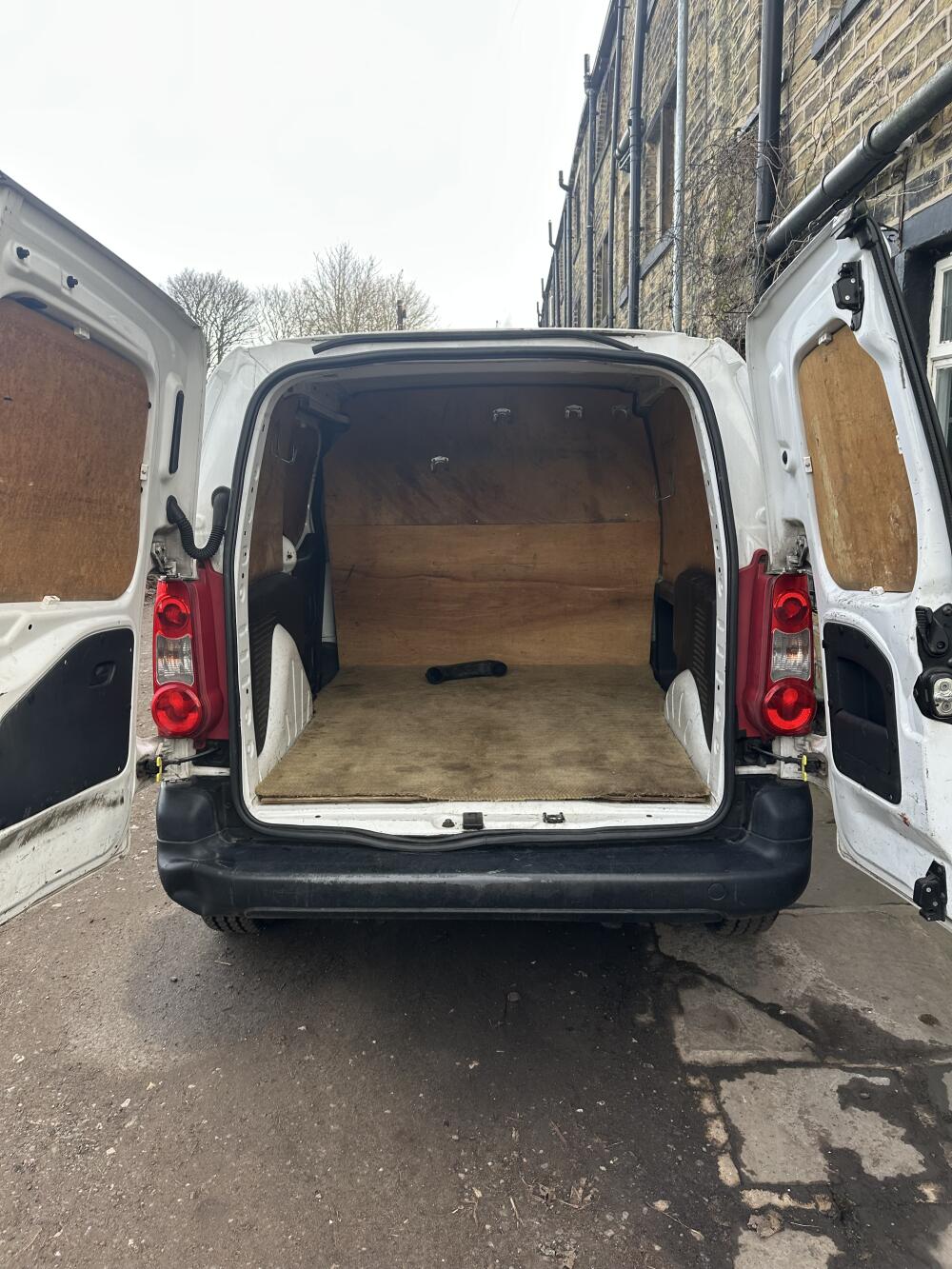 Man and van Bradford, Handy man&van