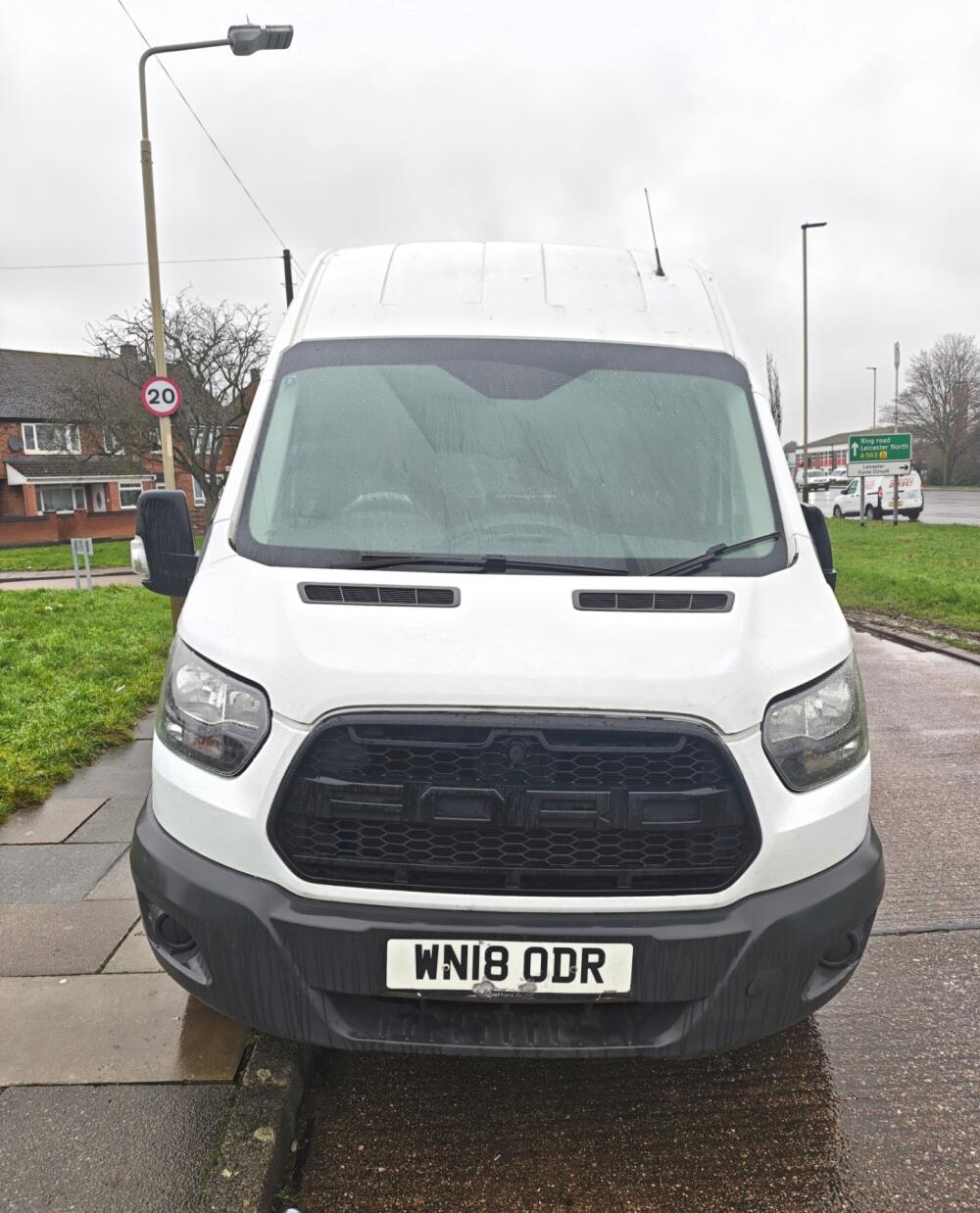 1 Man 1 Van Removals, Leicester man and van reference image 2