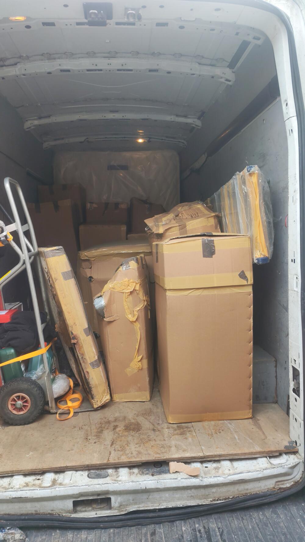 RPNLogistics, Gloucester man and van reference image 1