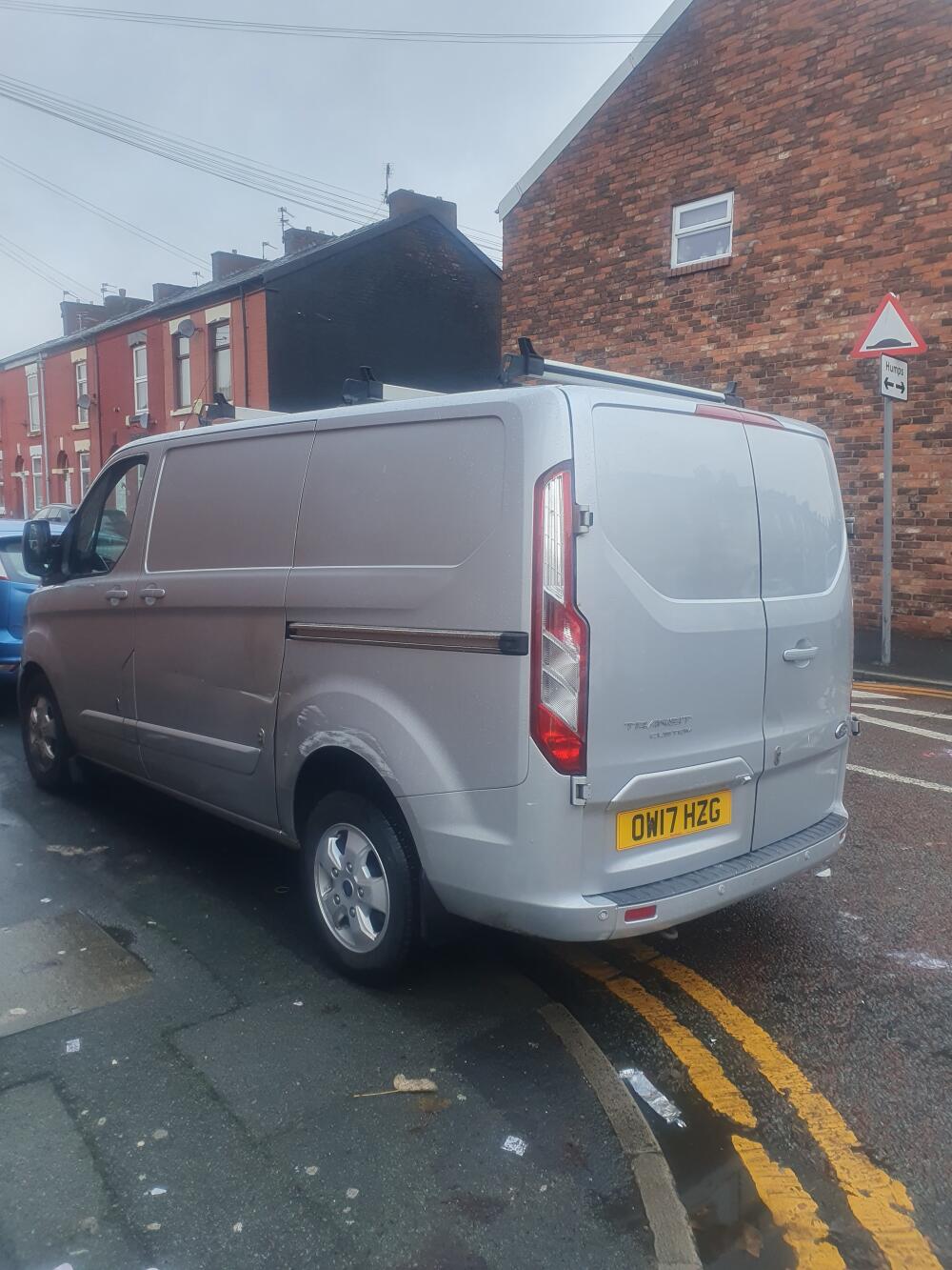 Emmanuel Nwaocha, Manchester man and van reference image 1