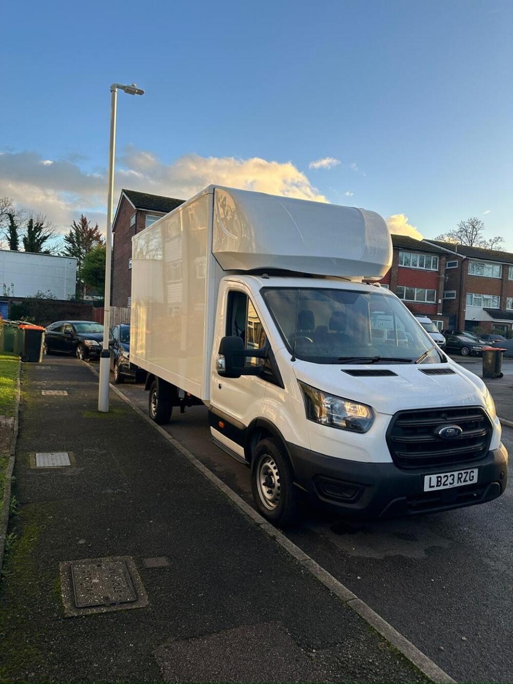 Anaya Transport ltd, Dunstable man and van reference image 2