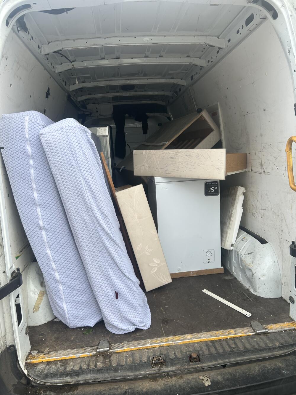 Aks Removals, Wellingborough man and van reference image 2