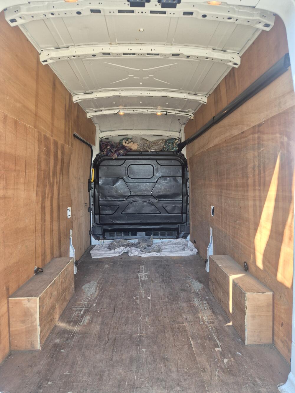 Seaside removals and clearances, Skegness man and van reference image 2