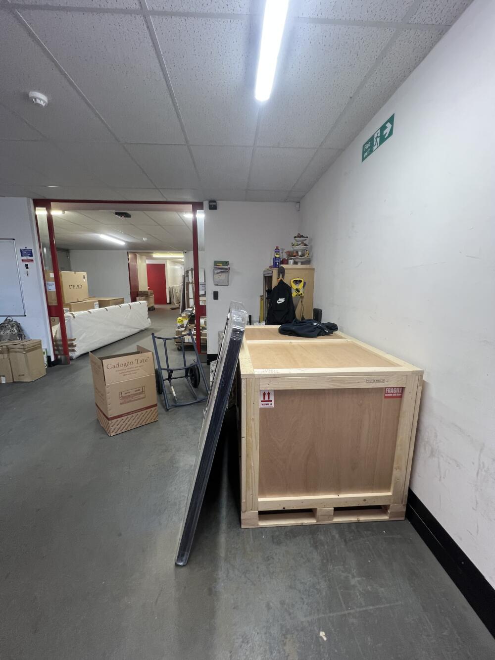 Zayna Logistics LTD, Slough man and van reference image 2