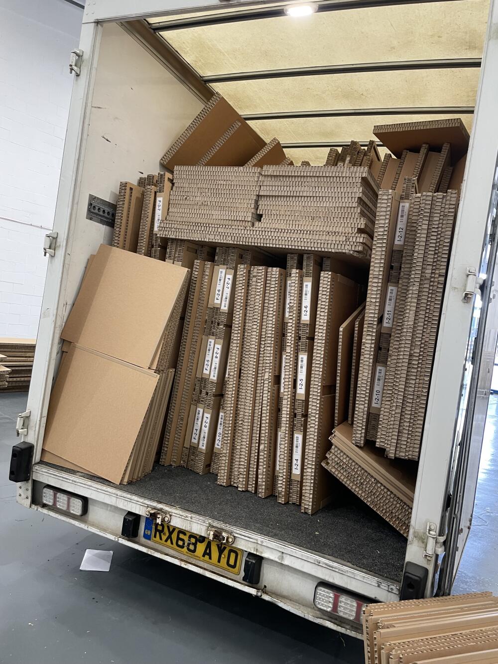 Trademark-removals Ltd, Huntingdon man and van reference image 1