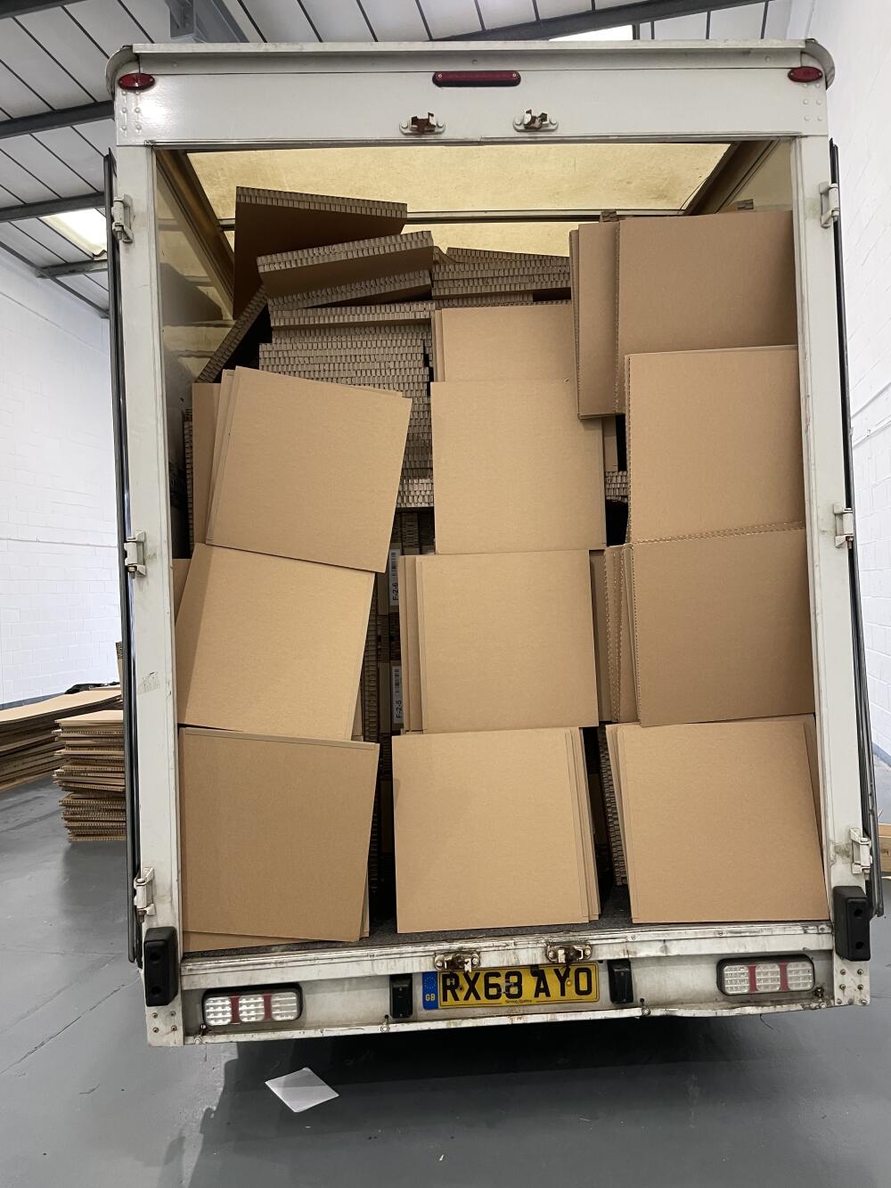 Trademark-removals Ltd, Huntingdon man and van reference image 2