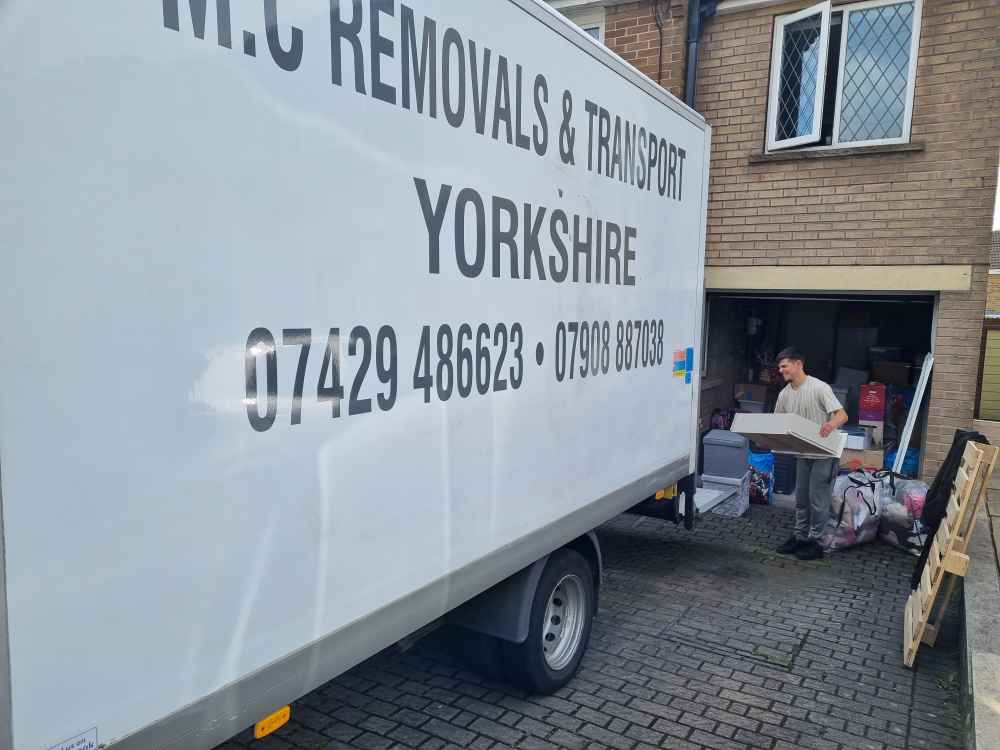 M.C REMOVALS AND TRANSPORT YORKSHIRE reference image 1