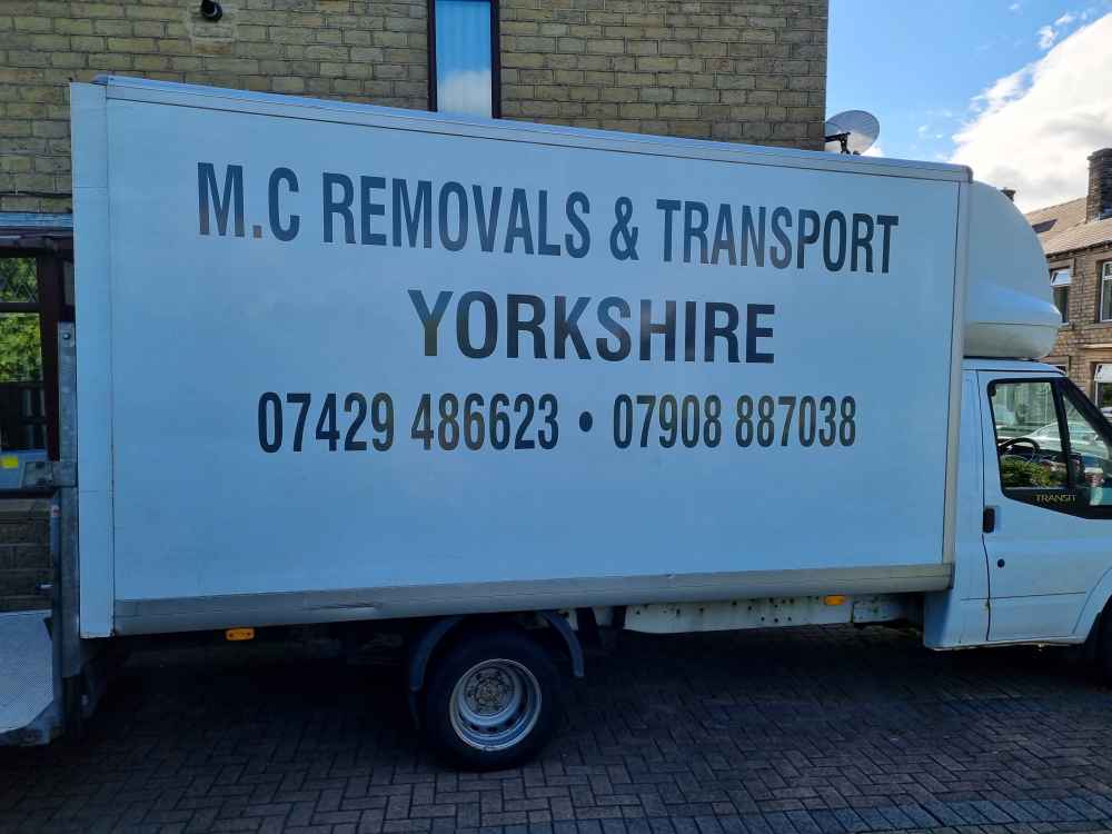 M.C REMOVALS AND TRANSPORT YORKSHIRE, Man with a Van Huddersfield