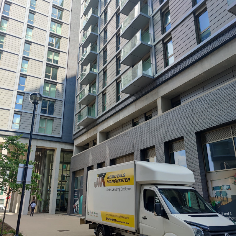JTK Removals Manchester, Swinton man and van reference image 4