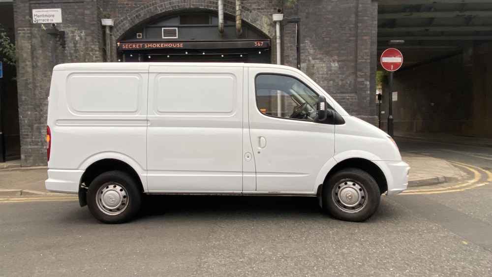 Man and van London, Ahmed Igbo Services