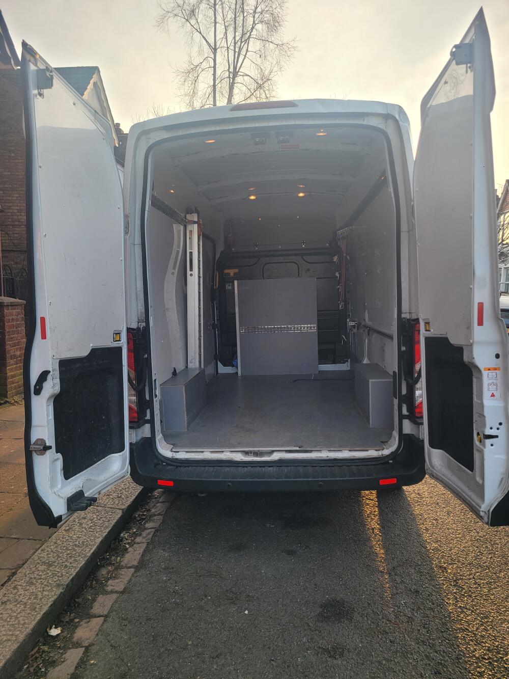 Quik Vans, Mitcham man and van reference image 4