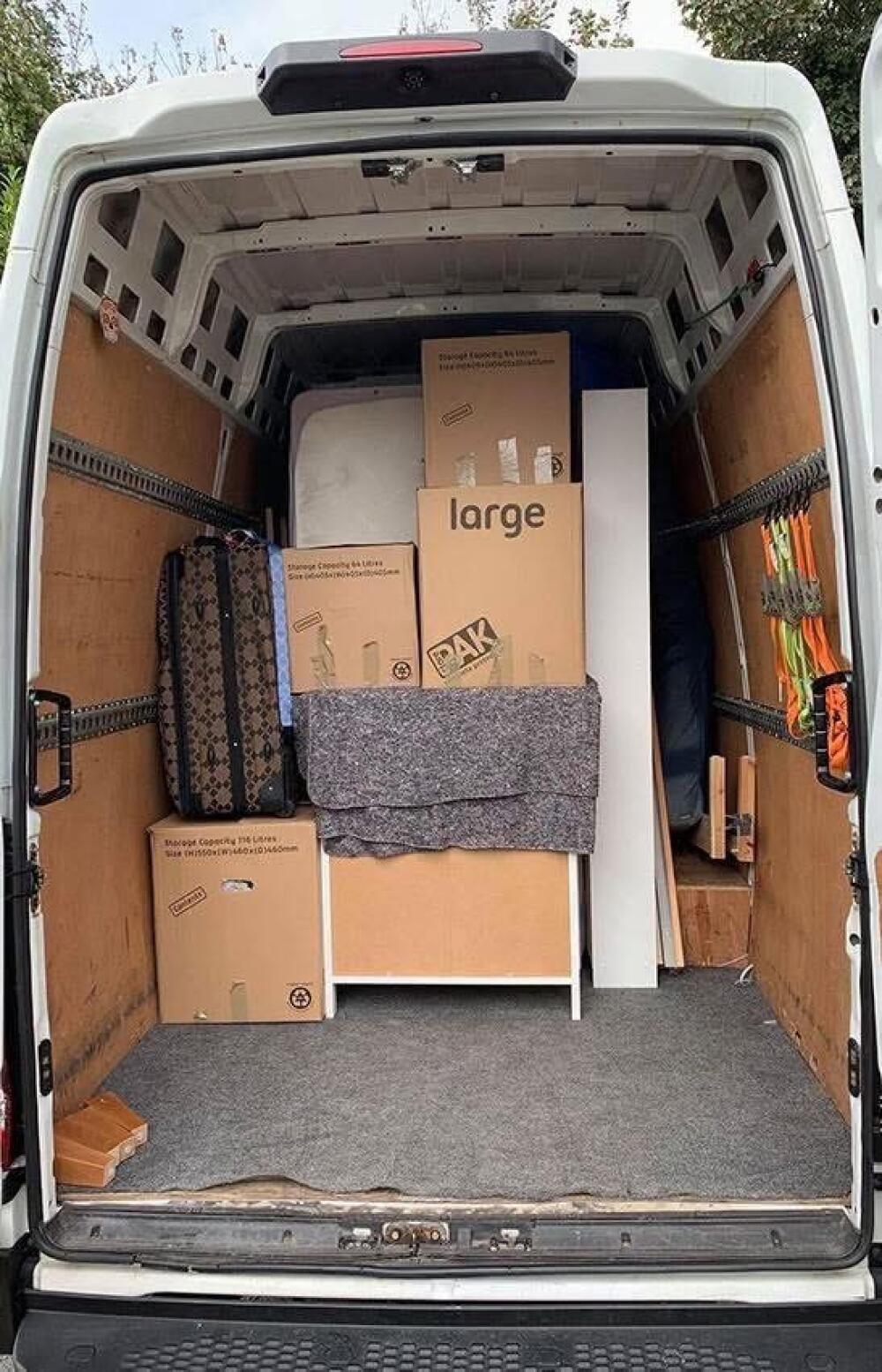 Mr Man & Van, Gravesend man and van reference image 4