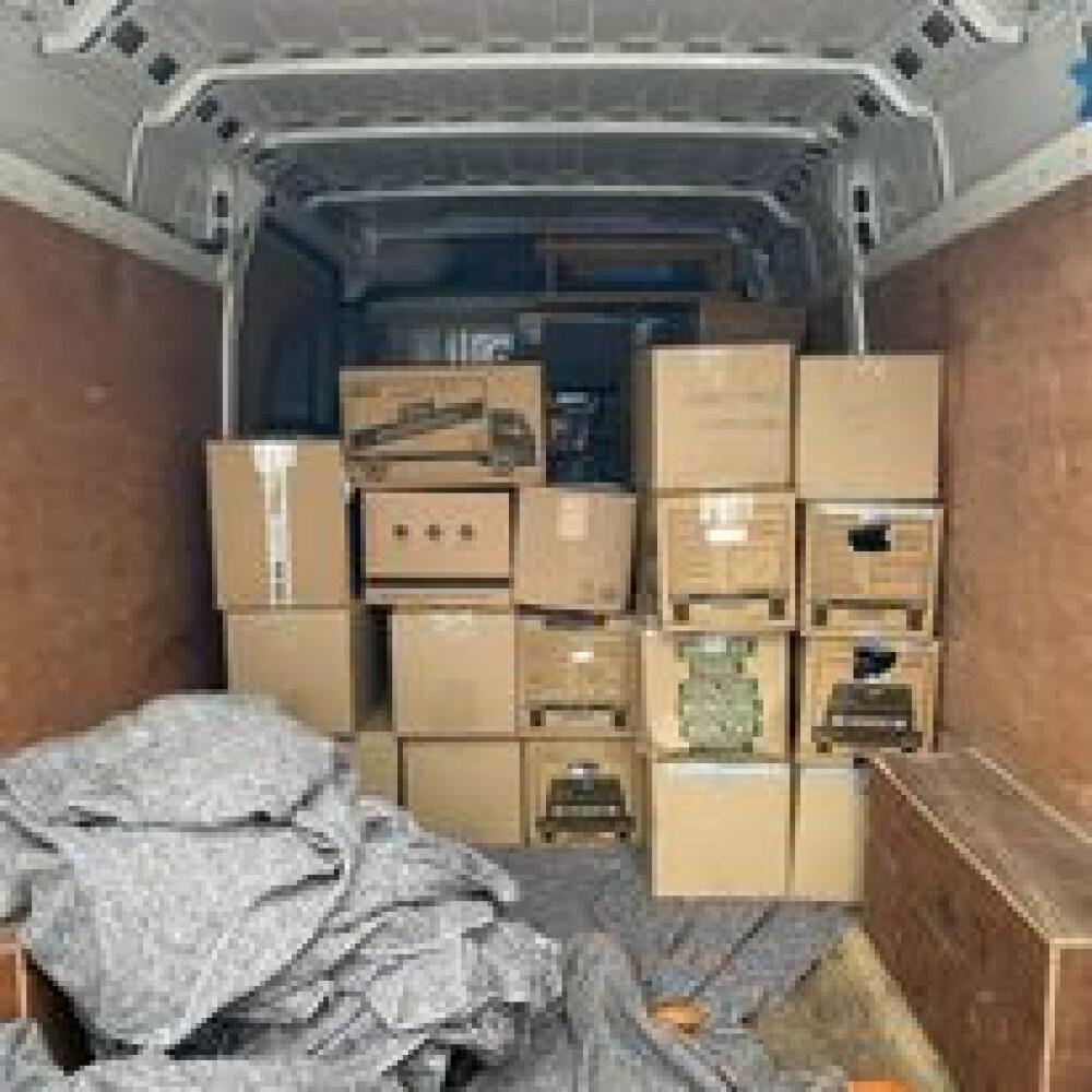 C&D Removals, Huyton man and van reference image 2