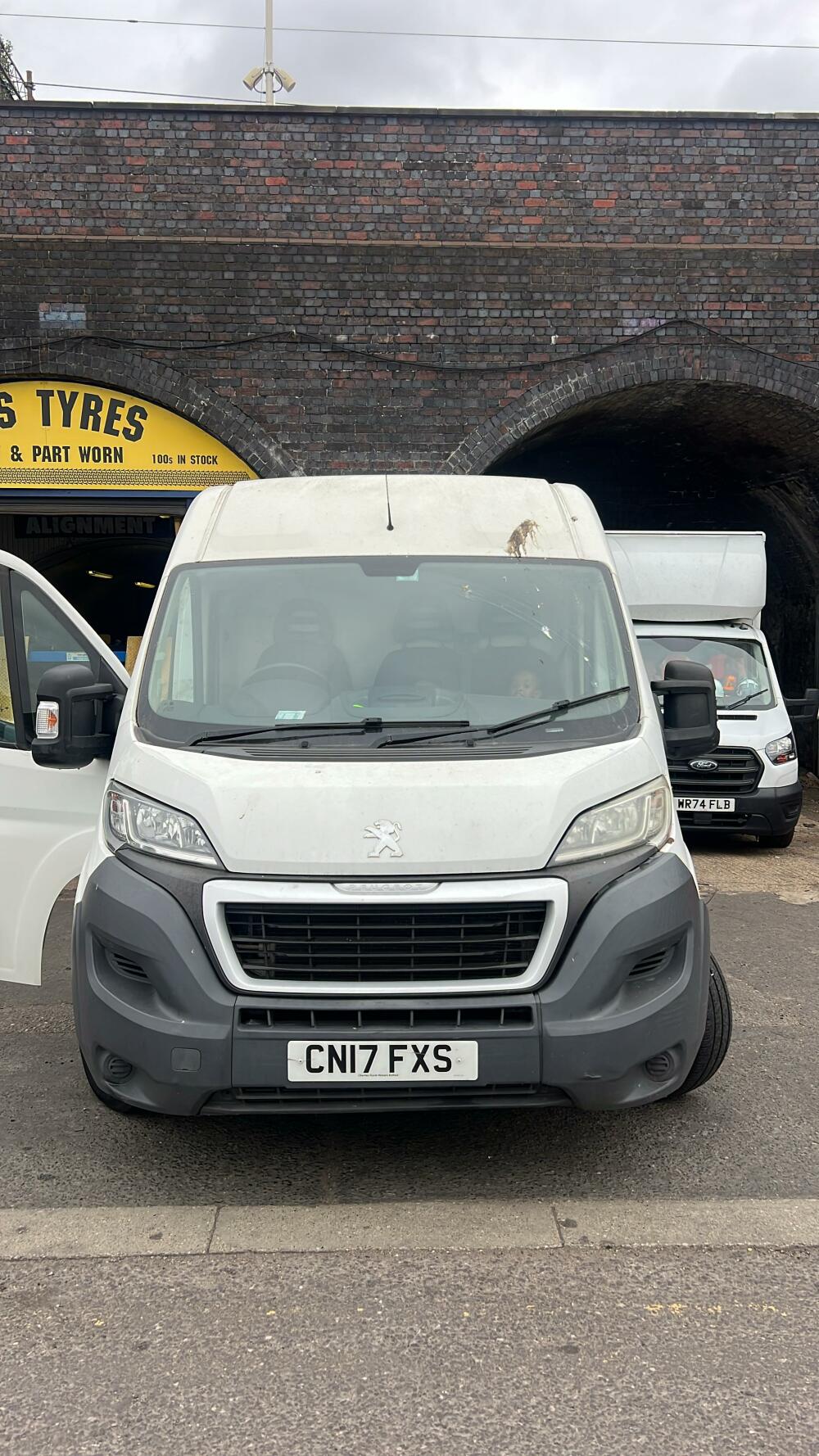 Man and van London, Kb and Sons