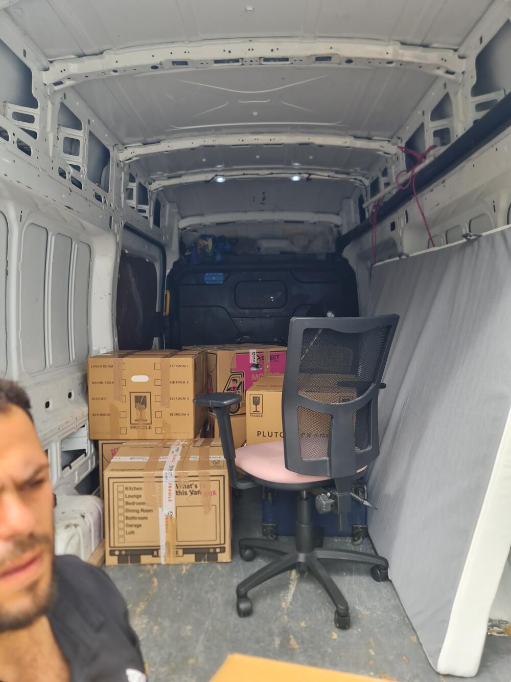 Shmmar ltd, London man and van reference image 2