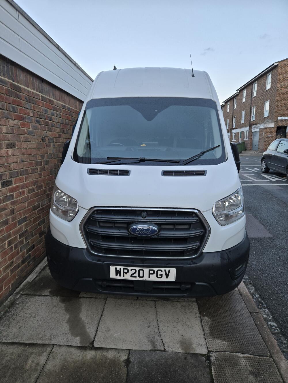 Chuks, London man and van reference image 3