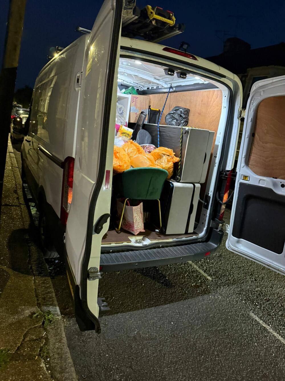 SUKUS MOVE LTD, Mitcham man and van reference image 1