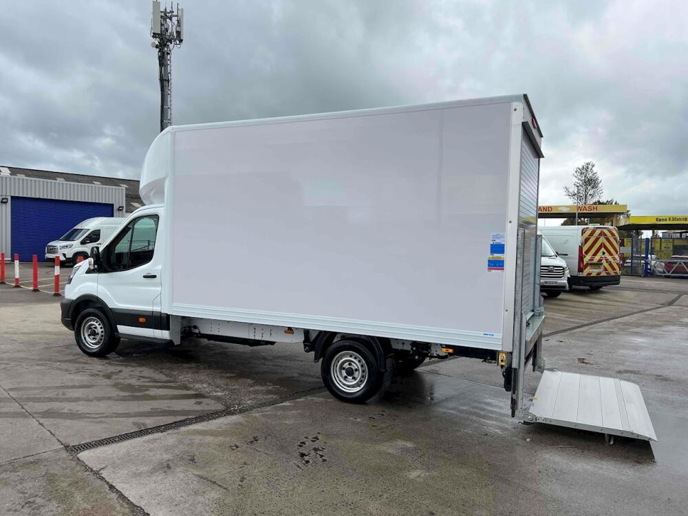 Moving removal, Ilford man and van reference image 1