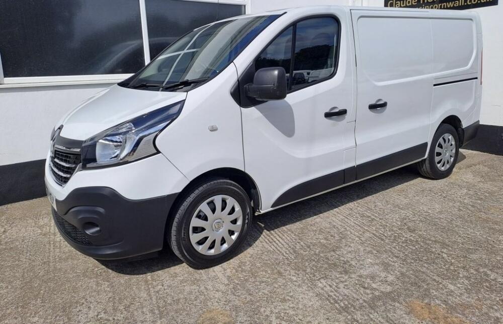 Ad-Hoc Logisticus, London man and van reference image 2