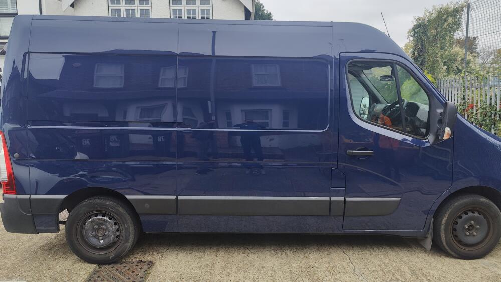 JP Transport, Dagenham man and van reference image 1