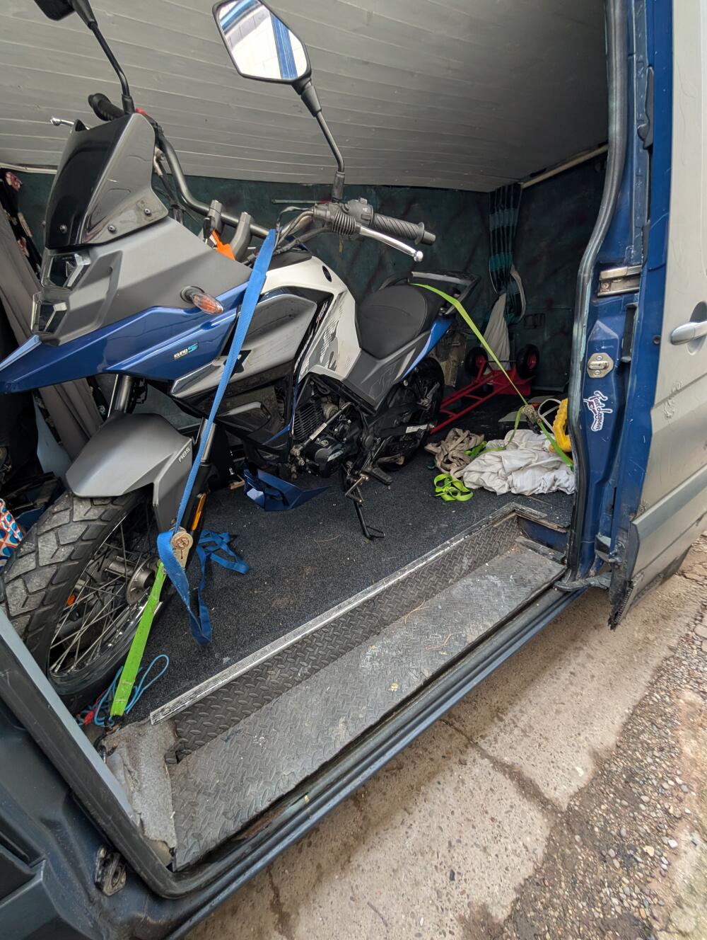 i-shift2, St Asaph man and van reference image 1