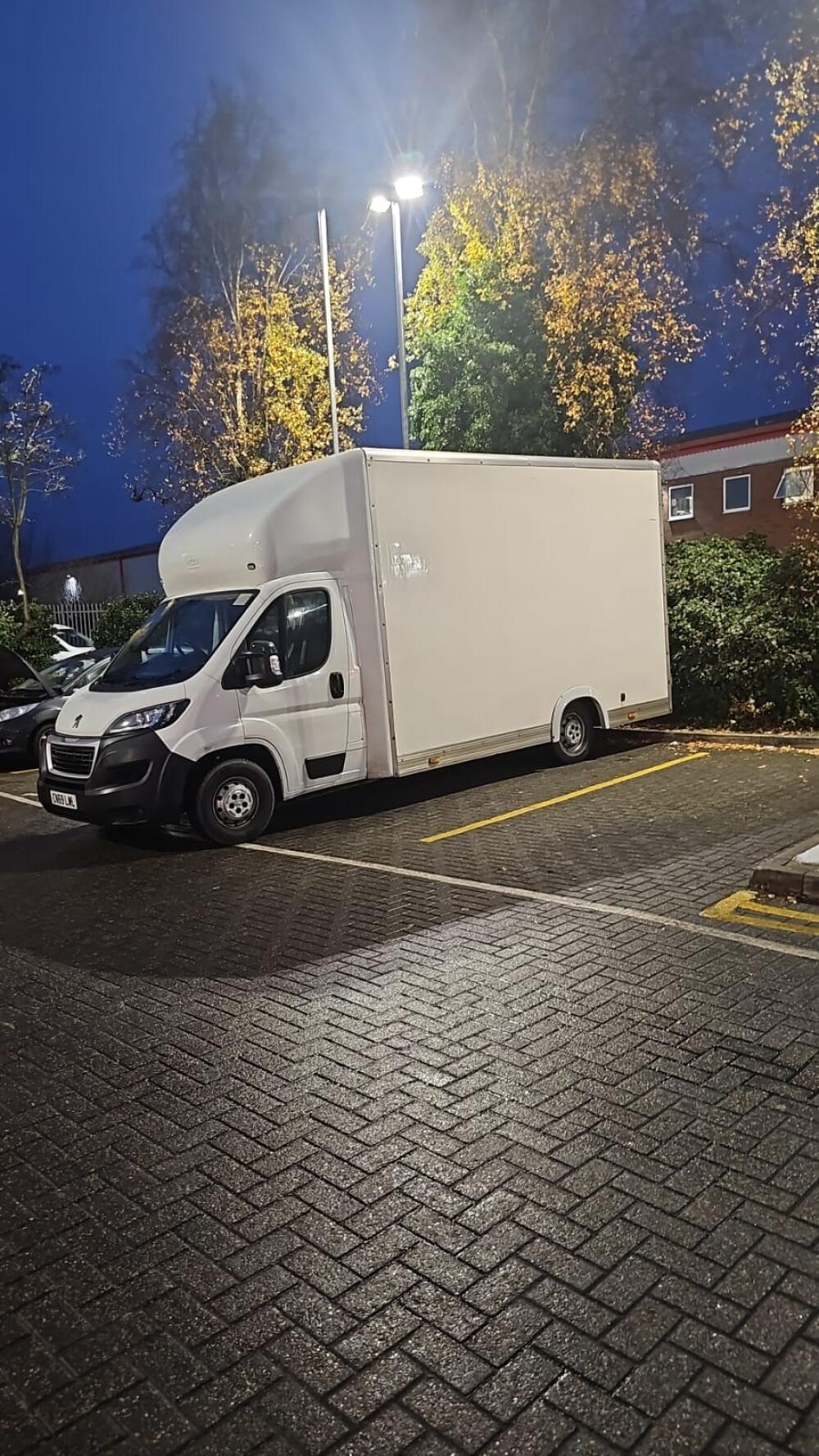 Man and van Luton, RoadRunners Removals